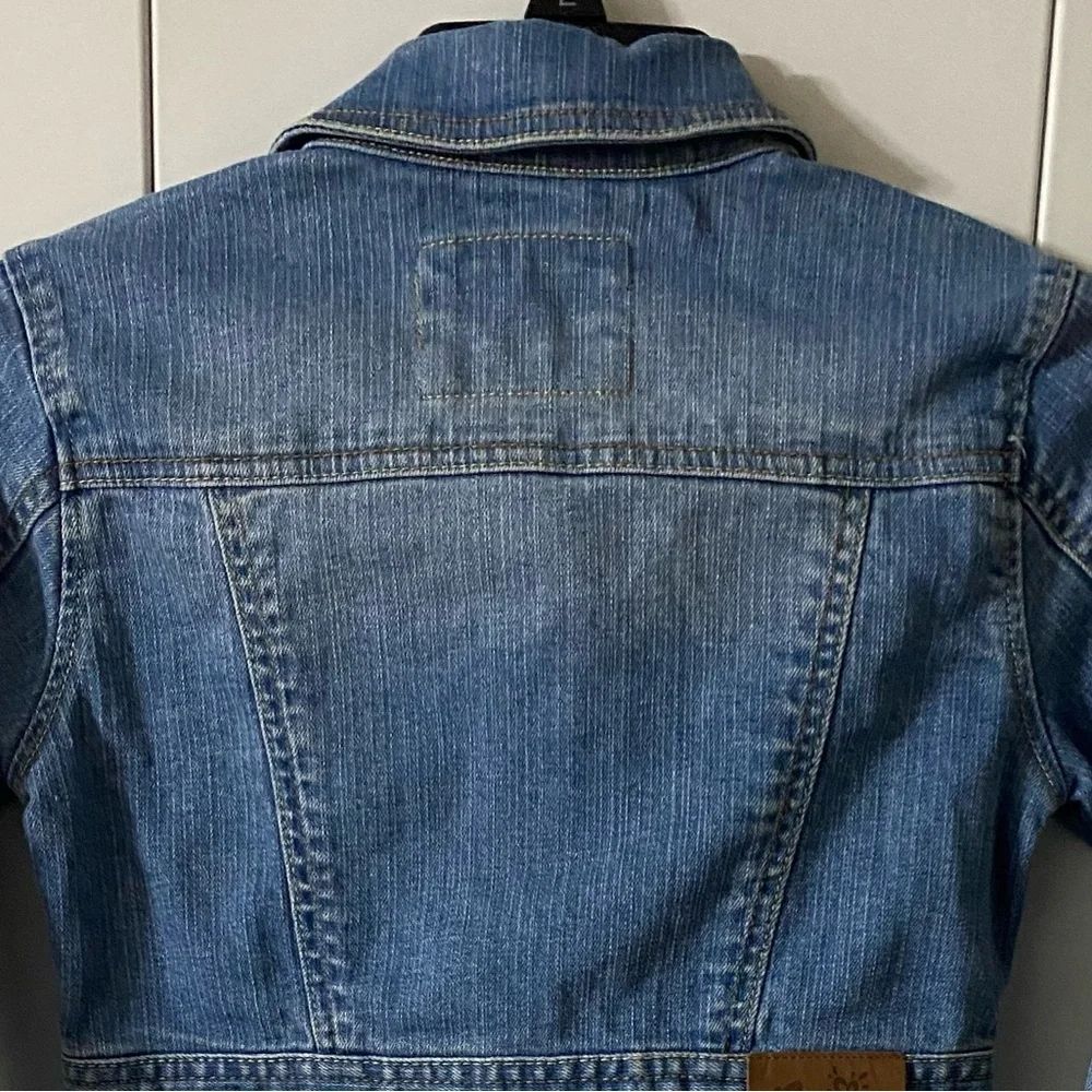 Justice Jean Jacket, Medium wash, Denim, Sz 10, Crop, Trucker, Embroidery​